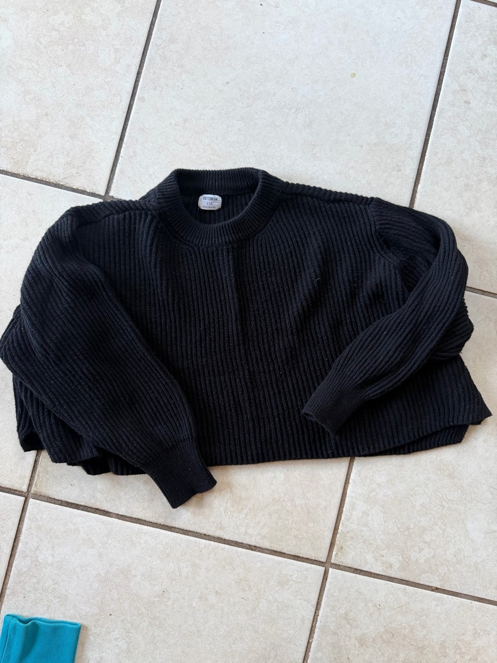 Cotton On Black Heavyweight Ribbed
Chunky Knit Cropped Sweater